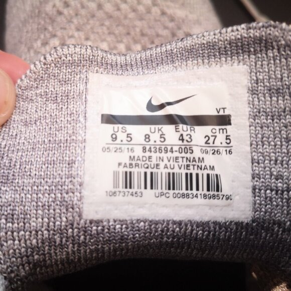 Nike Training Flex Speed Men's Size 9.5 Grey Lace Closure Sneakers - Picture 3 of 7